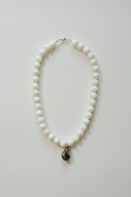 FLORINE NECKLACE