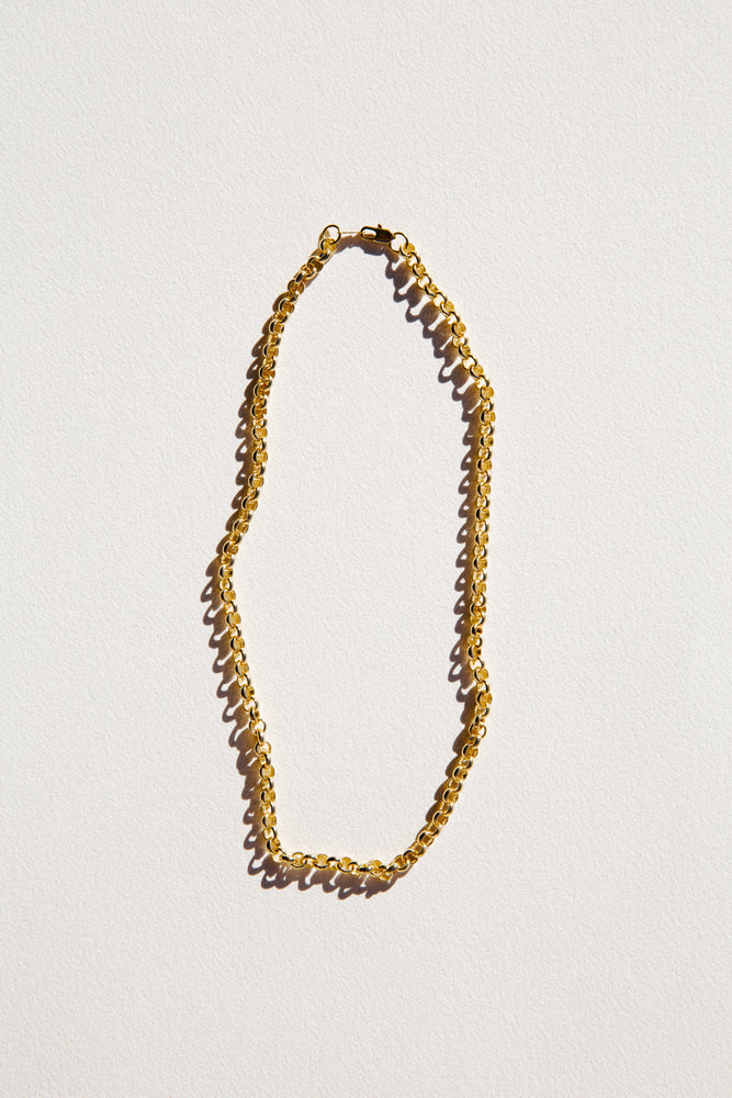 
                  
                    LEANDRO NECKLACE
                  
                