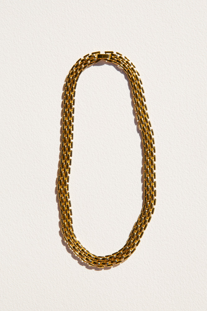 
                  
                    FINLEY NECKLACE
                  
                