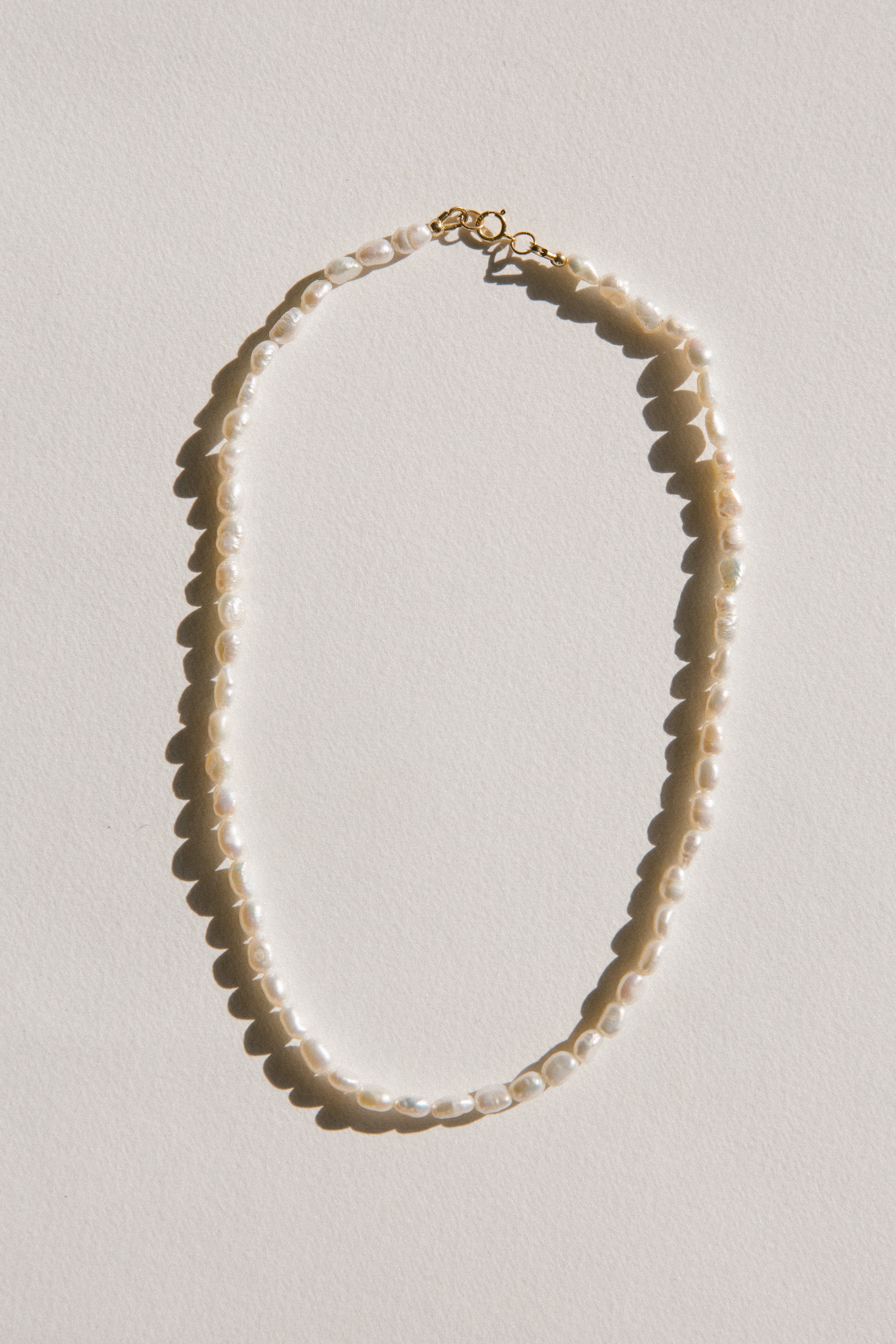 OLIVE NECKLACE