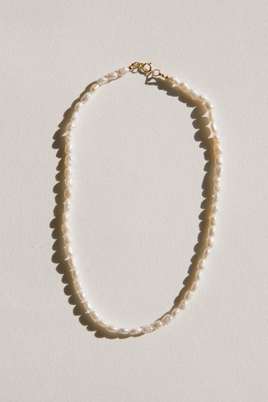 OLIVE NECKLACE